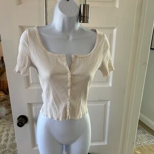 H&M Small Cream Short Sleeve Button Up Short Sleeve Ribbed Top